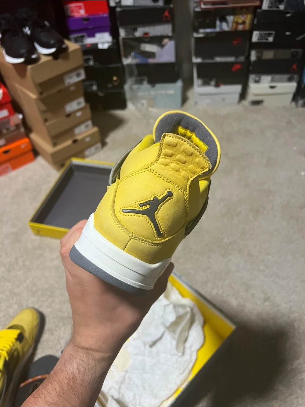 Jordan 4 ‘Lightning’